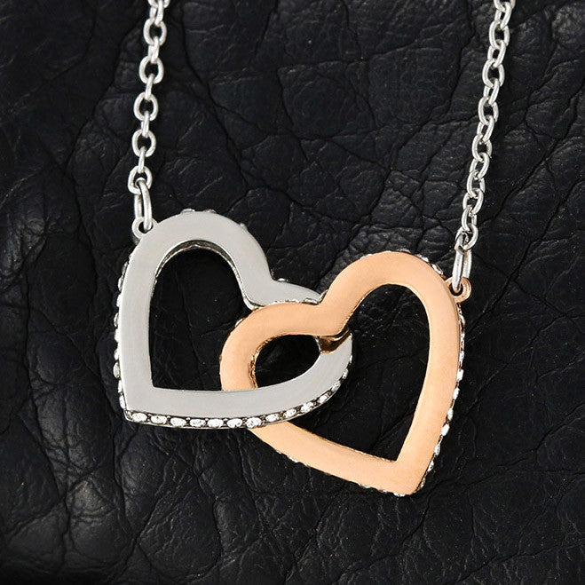 Interlocked Hearts — Eternal Bond Necklace