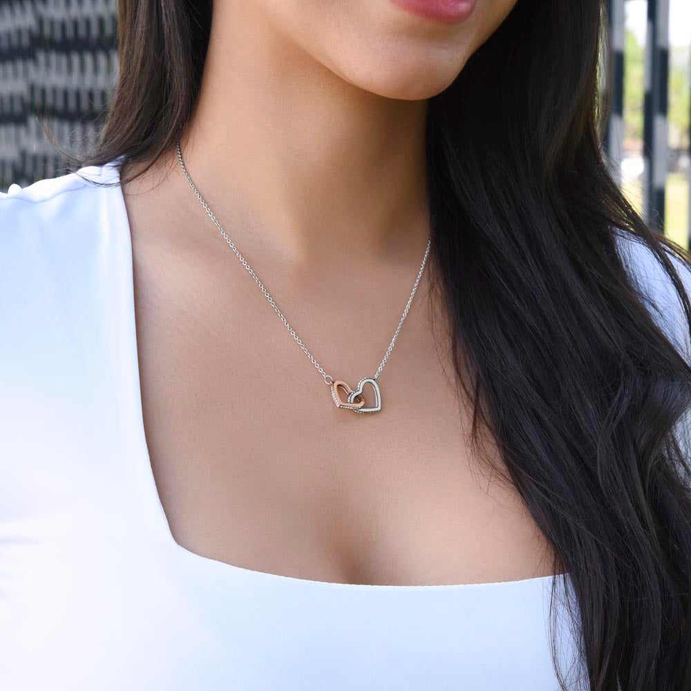Interlocked Hearts — Eternal Bond Necklace